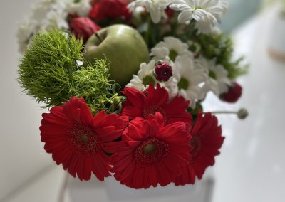 Jewish New Year Flowers with Apples